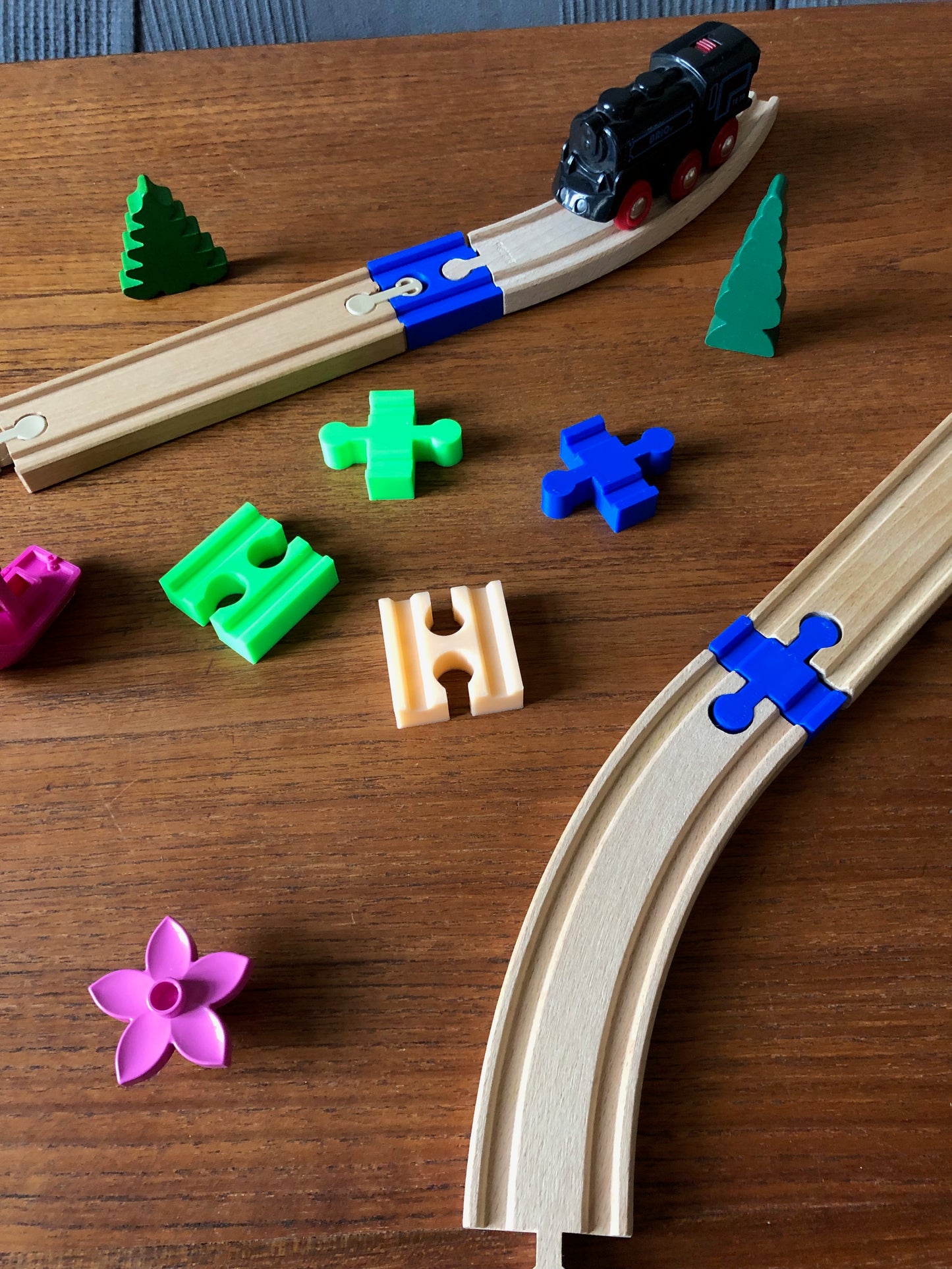 Set "Lückenschluss" für Brio® / Duplo® / Lego® / Ikea® Holzeisenbahn